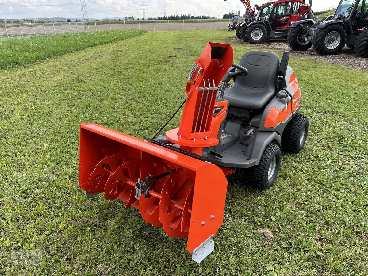 Rasentraktor des Typs Husqvarna Schneefräse für Rider 400er Serie, Neumaschine in Burgkirchen (Bild 5)