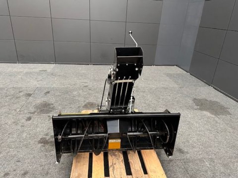 Rasentraktor Türe ait Husqvarna Schneefräse passend zu Husqvarna 300er gebraucht, Gebrauchtmaschine içinde Tamsweg (resim 10)