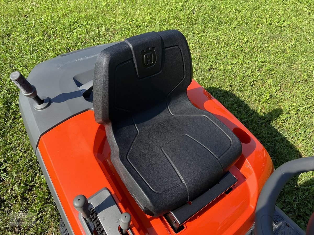 Rasentraktor des Typs Husqvarna TC 112 LAGERND!!! NEU!!, Neumaschine in Burgkirchen (Bild 14)