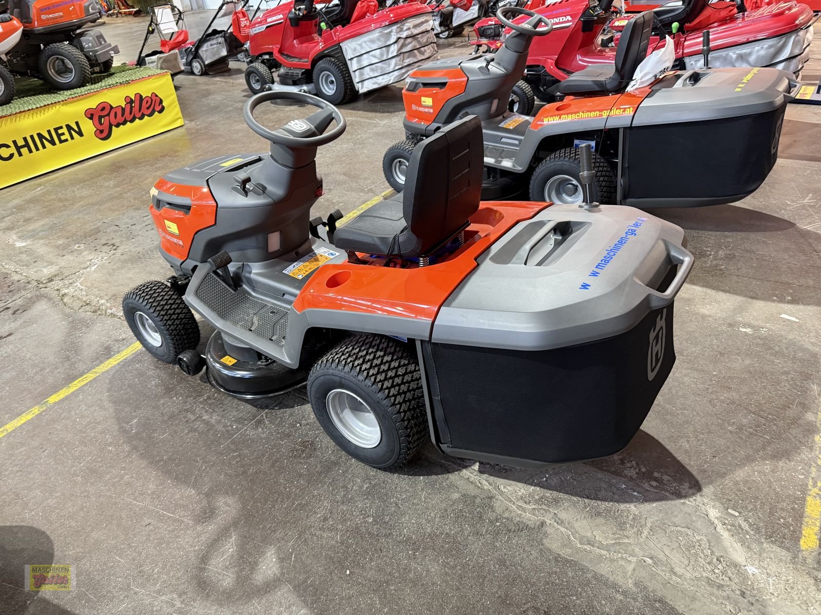 Rasentraktor typu Husqvarna TC 112 Rasentraktor, Neumaschine v Kötschach (Obrázek 7)