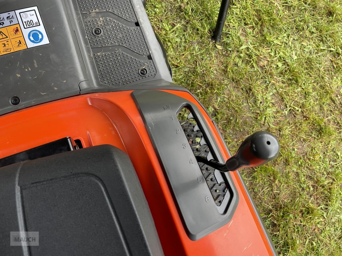 Rasentraktor des Typs Husqvarna TC 114 FRÜHBEZUGSAKTION, Neumaschine in Burgkirchen (Bild 20)