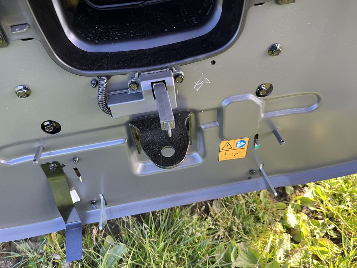 Rasentraktor des Typs Husqvarna TC 114 Frühbezugsaktion für 2025 LAGERND!!, Neumaschine in Burgkirchen (Bild 2)