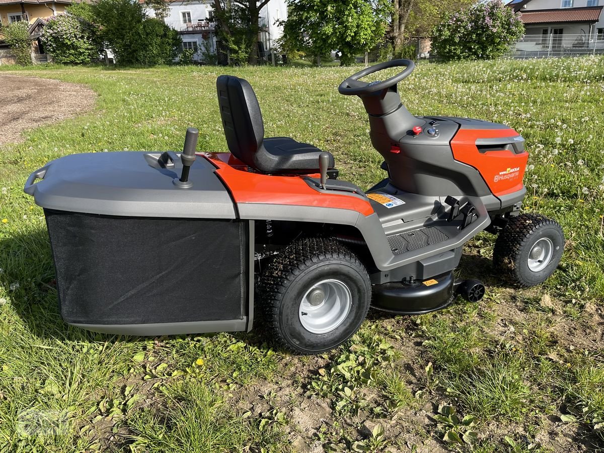 Rasentraktor des Typs Husqvarna TC 114 NEU, magnetische Messerkupplung, Neumaschine in Burgkirchen (Bild 17)