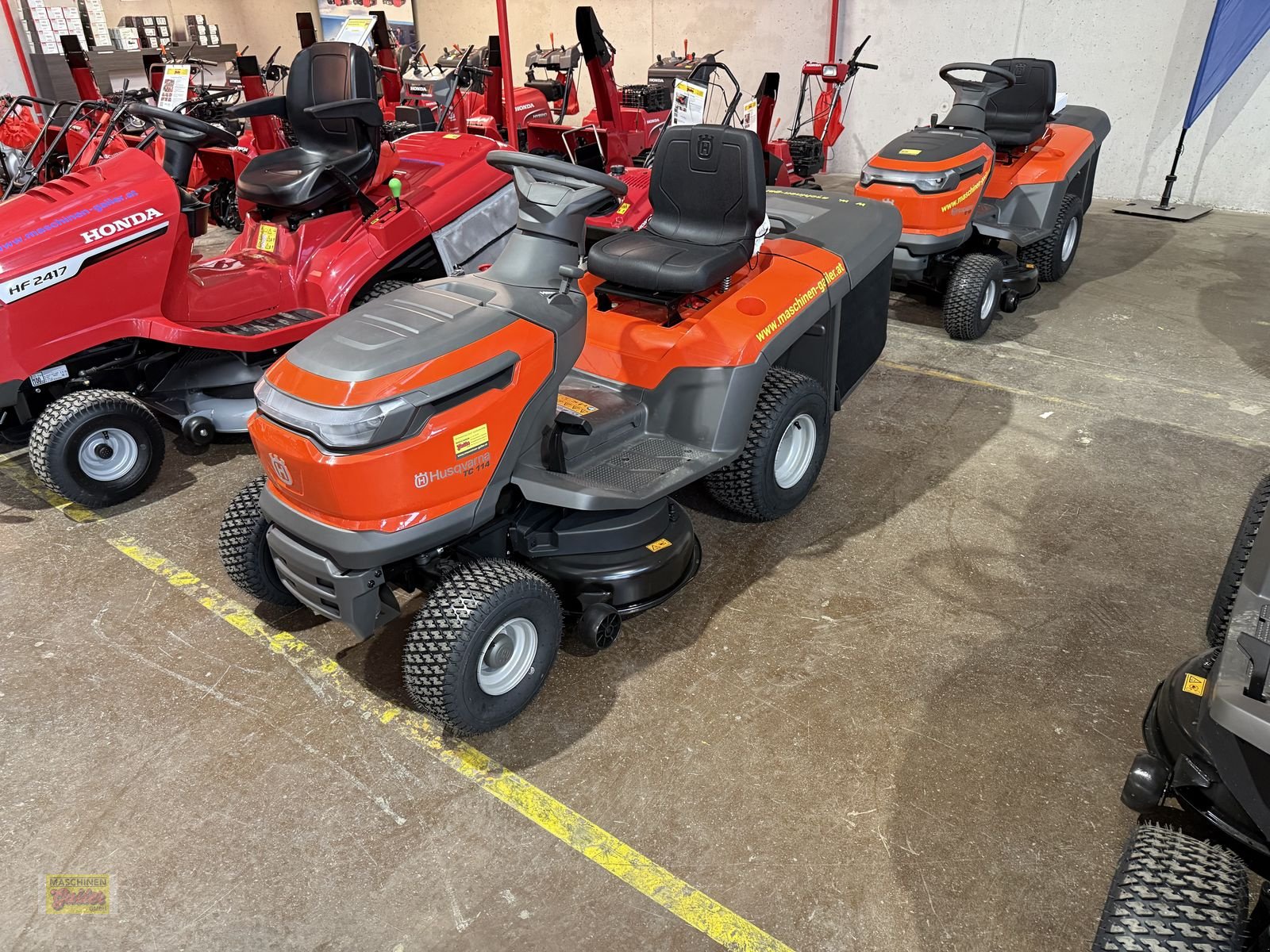 Rasentraktor typu Husqvarna TC 114 Rasentraktor, Neumaschine v Kötschach (Obrázek 1)