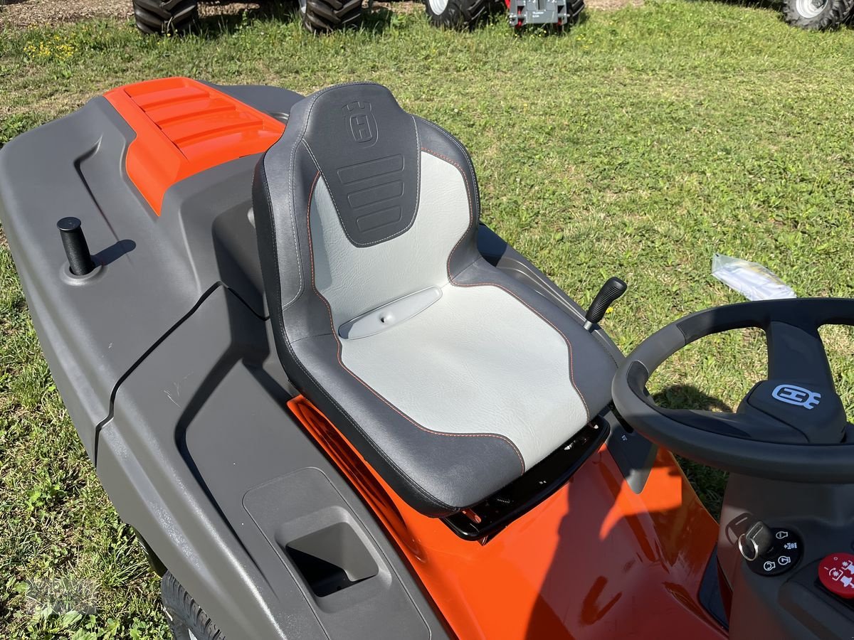 Rasentraktor des Typs Husqvarna TC 238TX Neugerät 20PS, Neumaschine in Burgkirchen (Bild 10)