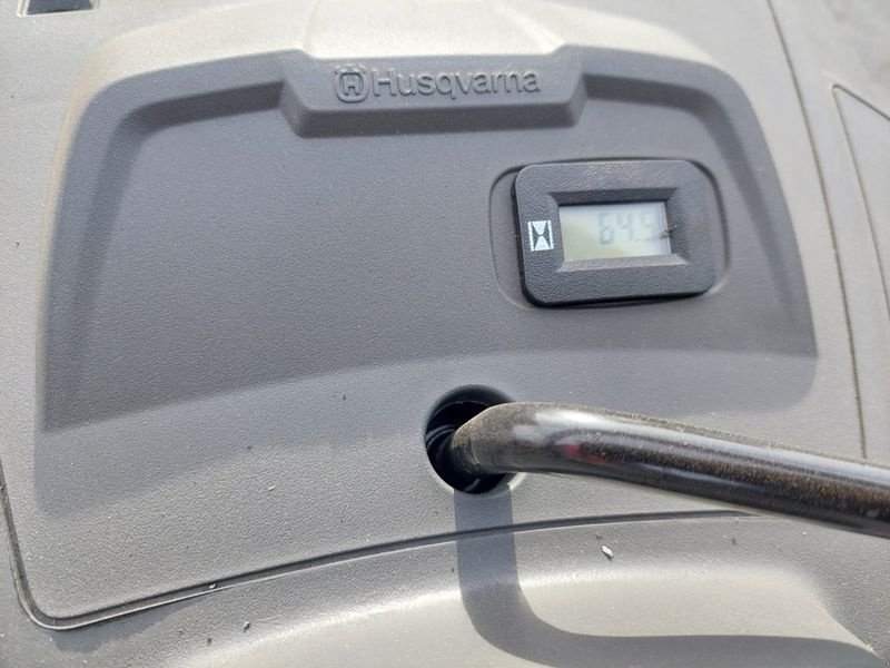 Rasentraktor typu Husqvarna TC 242T Rasentraktor, Vorführmaschine v St. Marienkirchen (Obrázek 11)