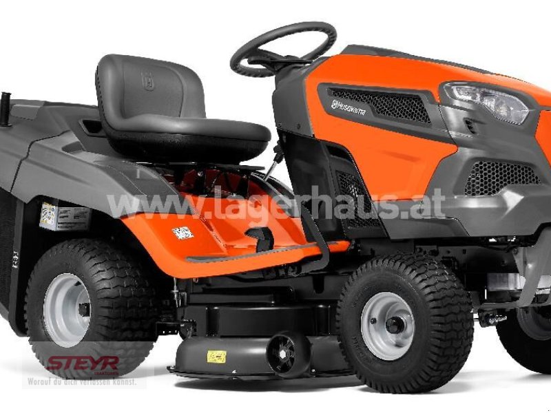 Rasentraktor del tipo Husqvarna TC 242T, Neumaschine In Kilb (Immagine 1)