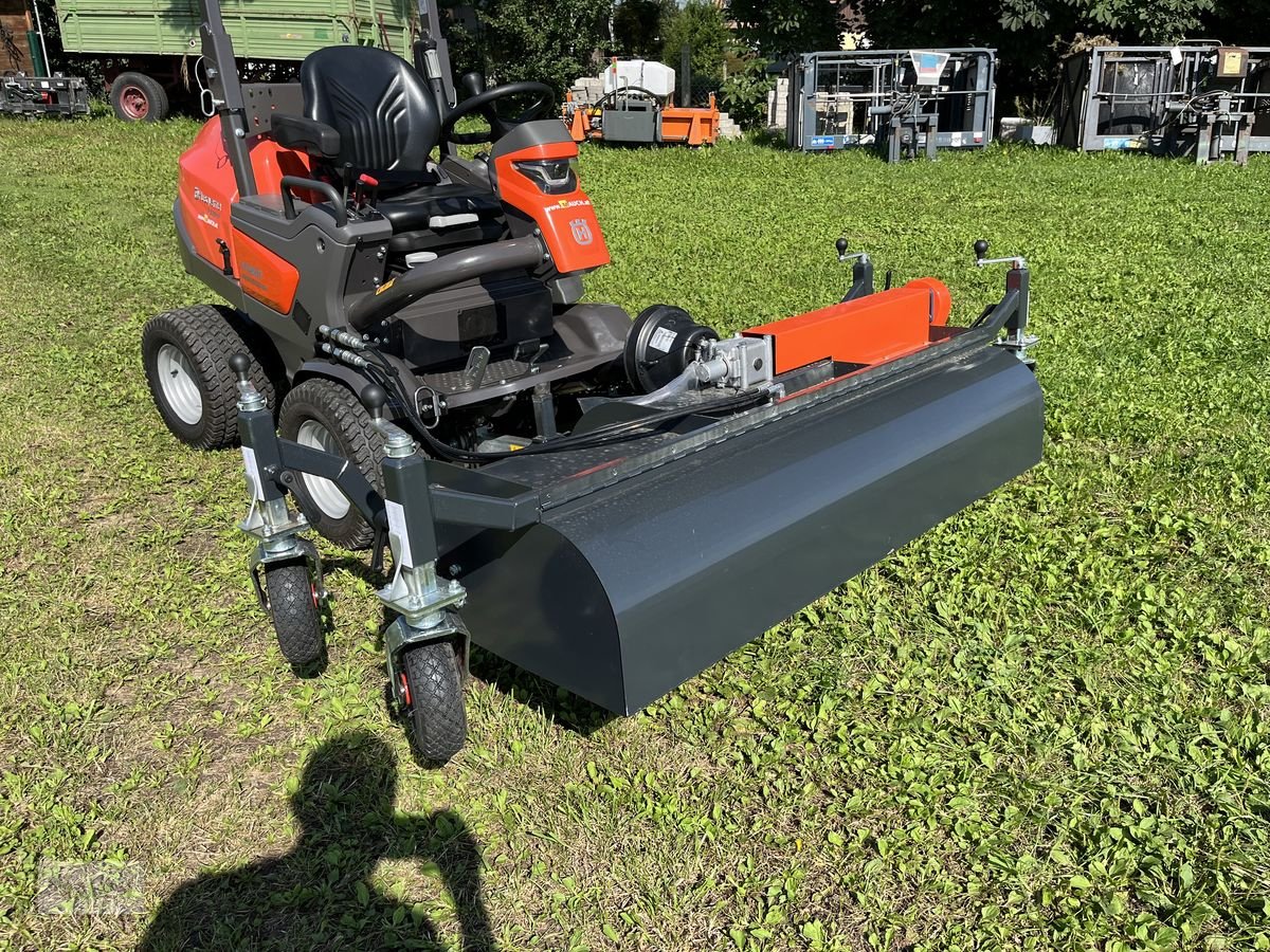 Rasentraktor des Typs Husqvarna Vertikutierer für Rider inkl. Sammelwanne, Neumaschine in Burgkirchen (Bild 14)