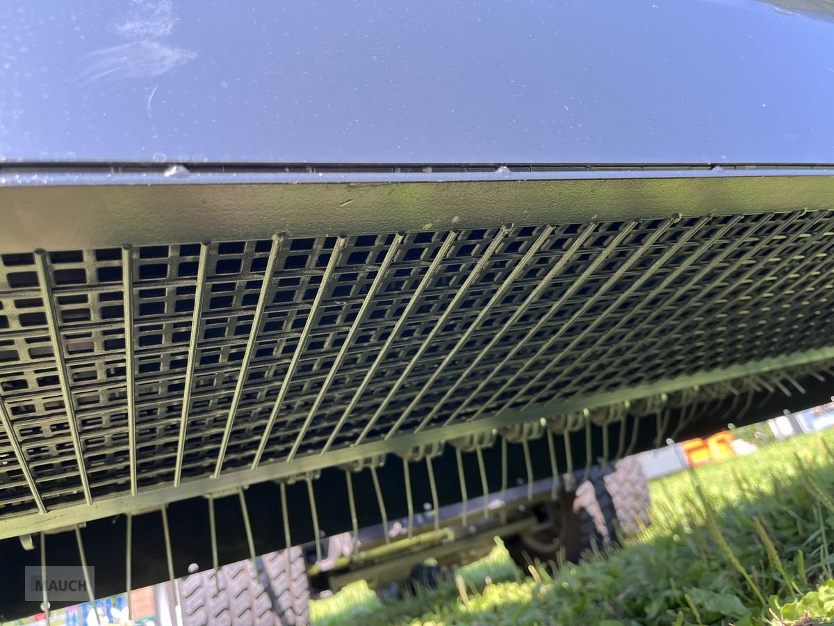 Rasentraktor des Typs Husqvarna Vertikutierer für Rider inkl. Sammelwanne, Neumaschine in Burgkirchen (Bild 8)