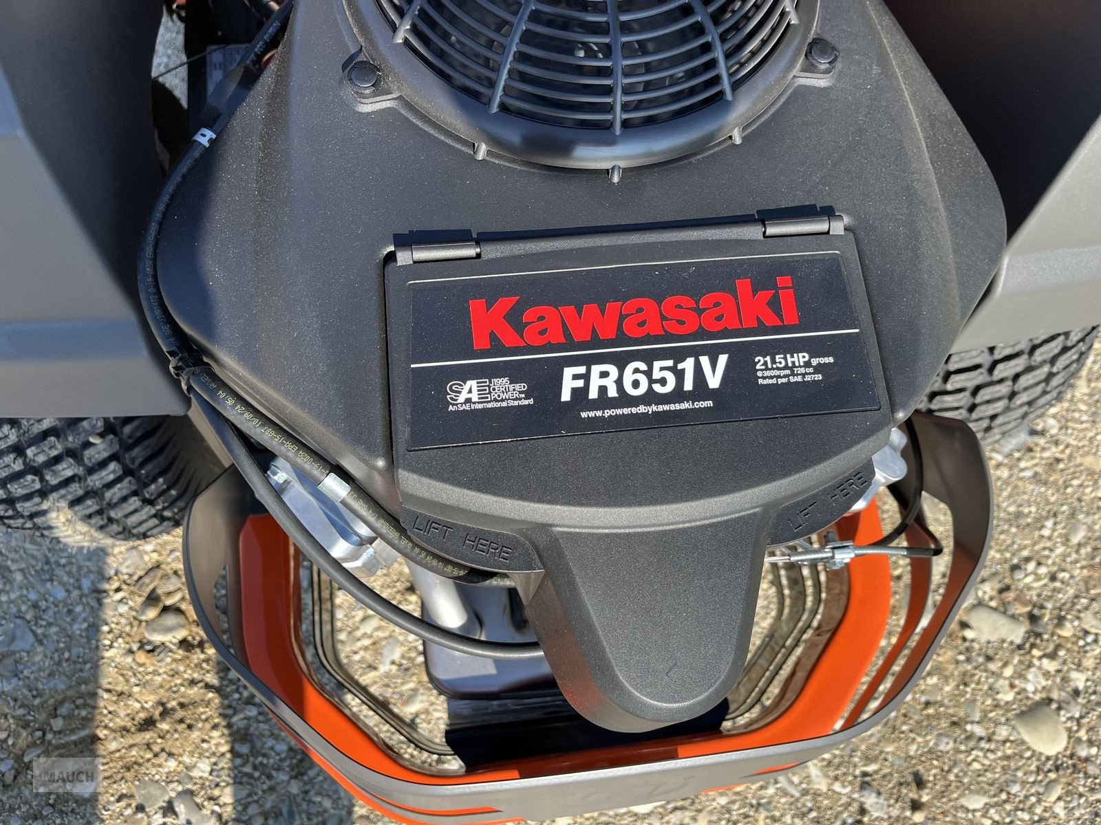 Rasentraktor a típus Husqvarna Zero Turn Z 242F, Neumaschine ekkor: Burgkirchen (Kép 12)