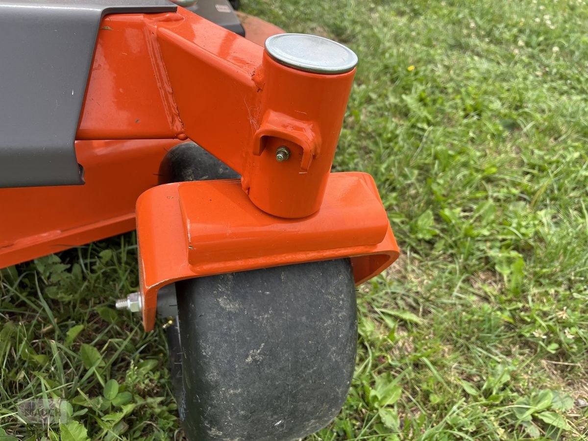 Rasentraktor des Typs Husqvarna Zero Turn Z 448 FRÜHBEZUGSAKTION, Neumaschine in Burgkirchen (Bild 20)