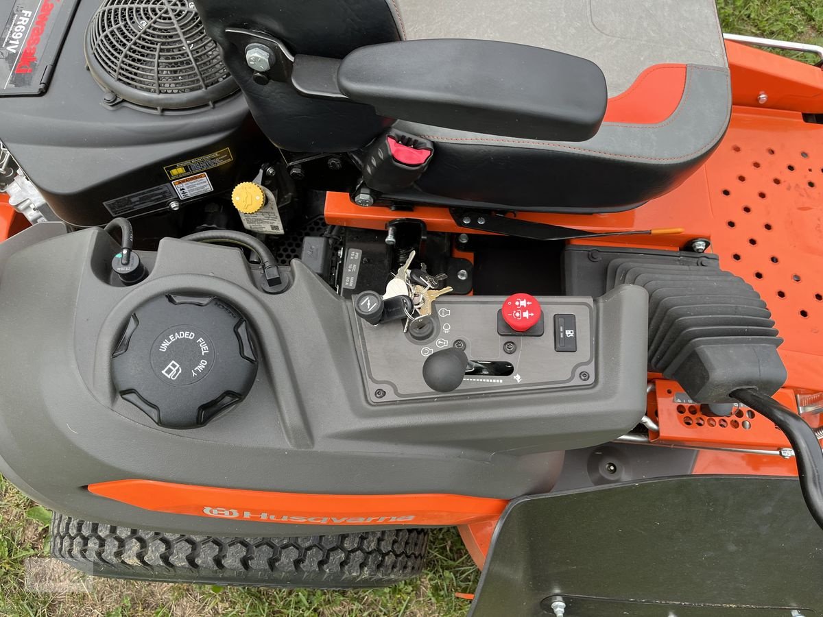 Rasentraktor des Typs Husqvarna Zero Turn Z 454X FRÜHBEZUGSAKTION!!, Neumaschine in Burgkirchen (Bild 3)