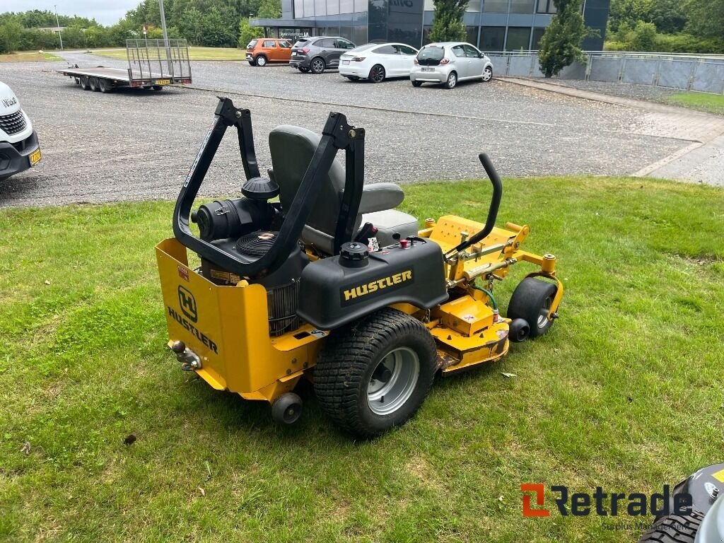 Rasentraktor typu Hustler  932483CE  Fast trak SD - Zerro turn, Gebrauchtmaschine v Rødovre (Obrázek 5)