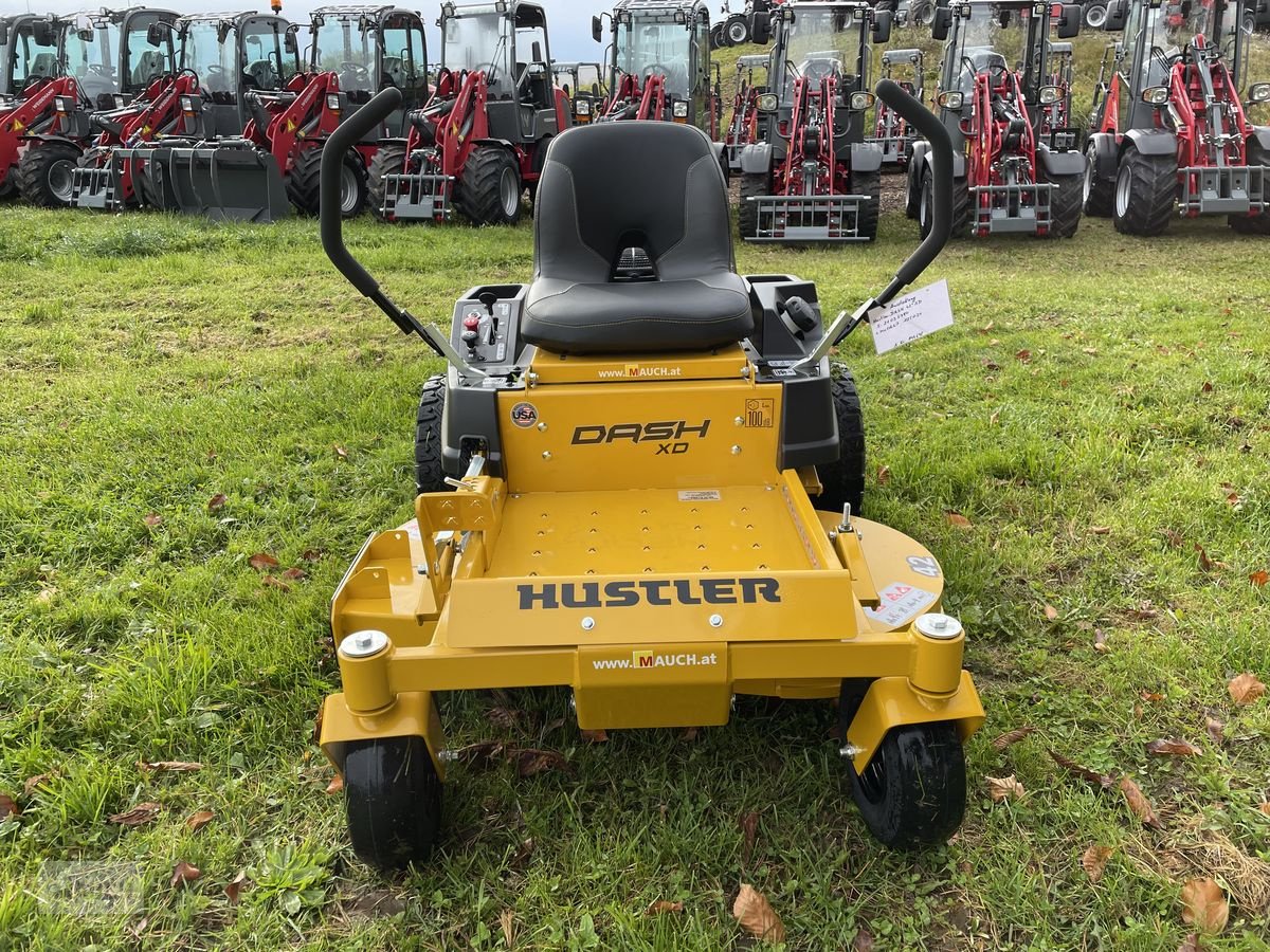 Rasentraktor des Typs Hustler  Dash XD 42 mit 107cm NEUMASCHINE, Neumaschine in Burgkirchen (Bild 9)