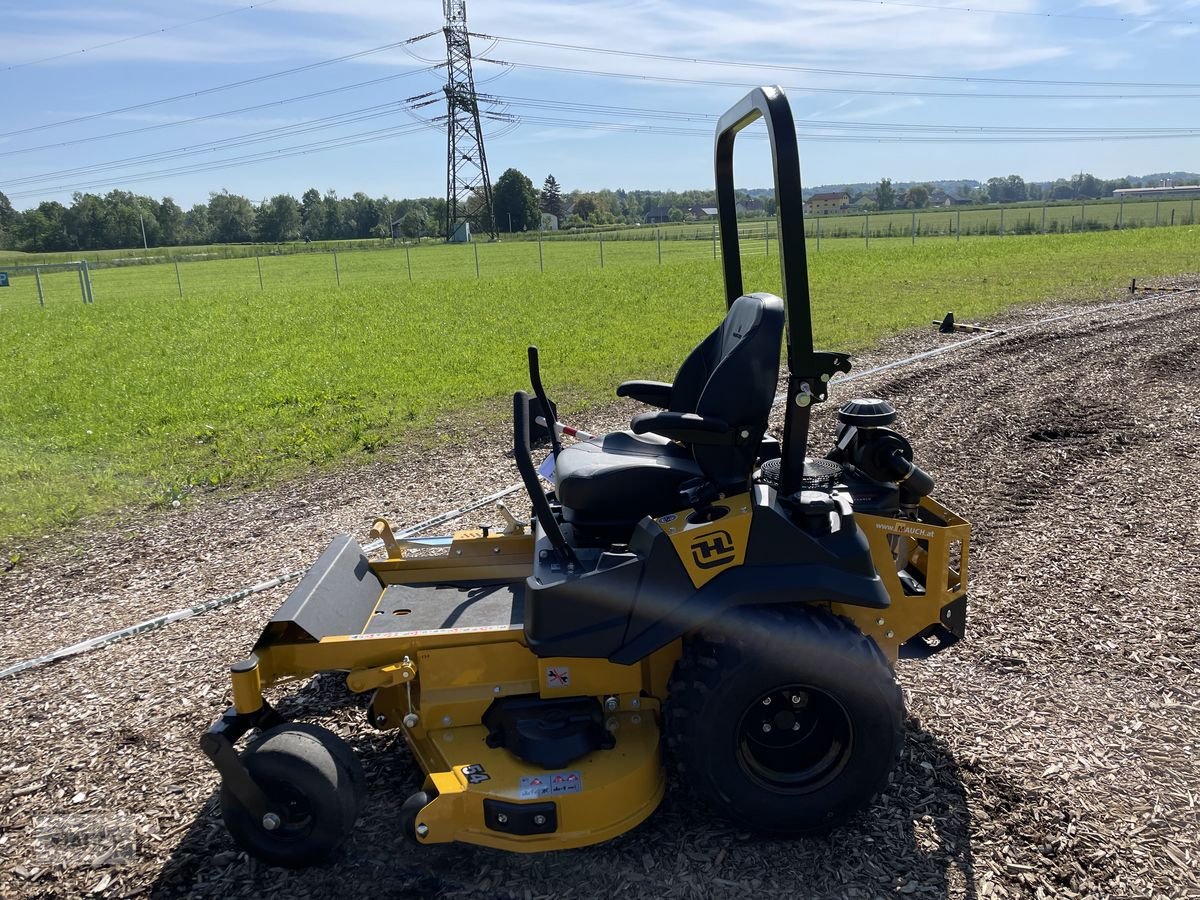 Rasentraktor des Typs Hustler  Fastrak SDX 137SD, Neumaschine in Burgkirchen (Bild 11)