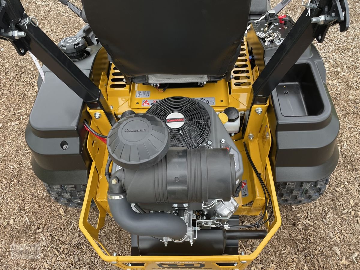 Rasentraktor des Typs Hustler  Fastrak SDX 54&#34; 137cm Schnittbreite Vorführe, Vorführmaschine in Burgkirchen (Bild 7)