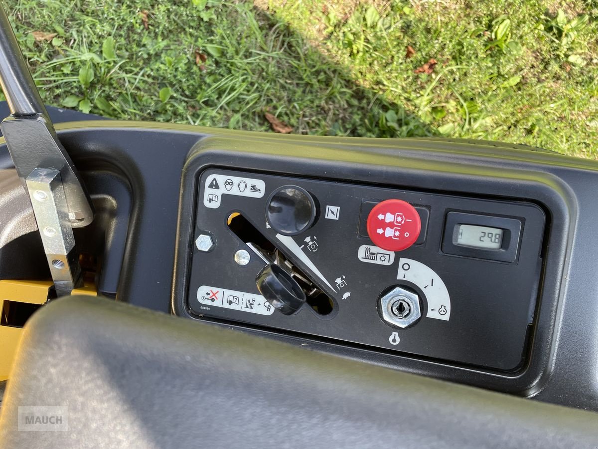 Rasentraktor des Typs Hustler  Raptor SD 42 107cm / 20h, Gebrauchtmaschine in Burgkirchen (Bild 5)