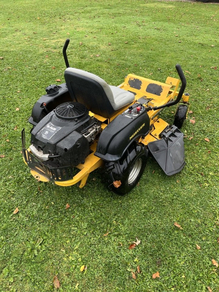 Rasentraktor typu Hustler  SPORT 19 42", Gebrauchtmaschine v Jelling (Obrázek 3)