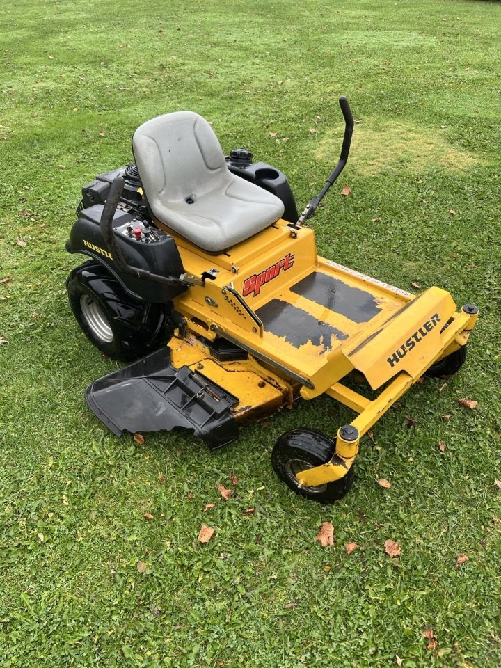 Rasentraktor typu Hustler  SPORT 19 42", Gebrauchtmaschine v Jelling (Obrázek 2)