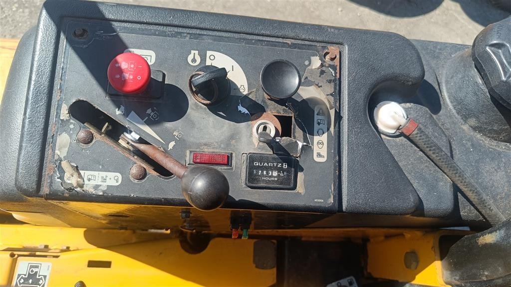 Rasentraktor of the type Hustler  Super Z, Gebrauchtmaschine in Egtved (Picture 11)