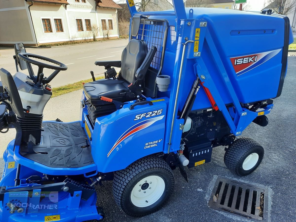Rasentraktor des Typs Iseki SF 225, Neumaschine in Kronstorf (Bild 8)