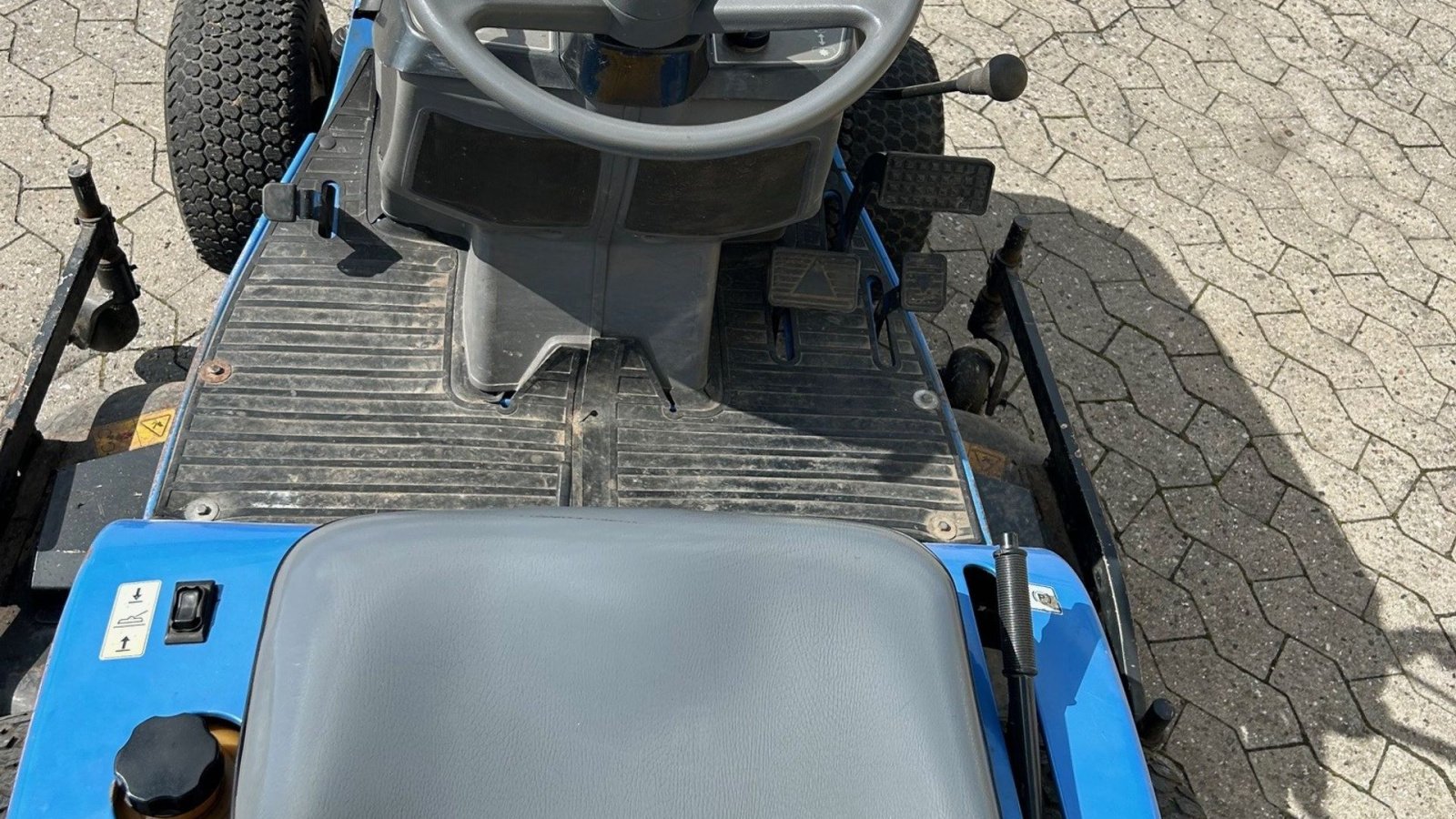 Rasentraktor des Typs Iseki SGR 19, Gebrauchtmaschine in Ringe (Bild 8)