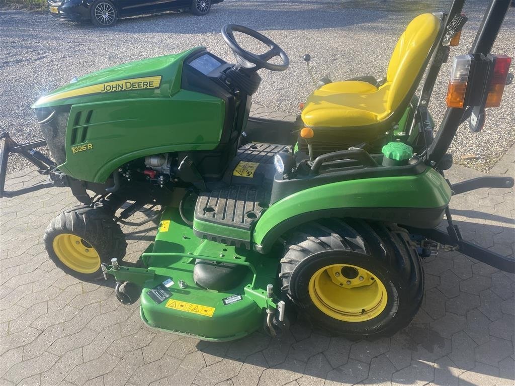 Rasentraktor typu John Deere 1026R, Gebrauchtmaschine v Storvorde (Obrázek 1)