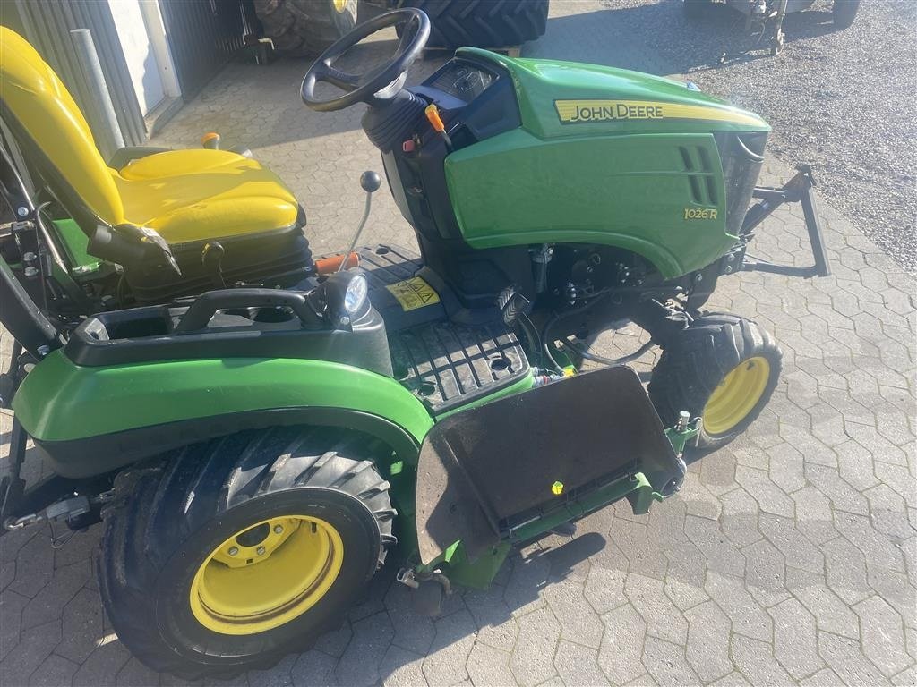 Rasentraktor typu John Deere 1026R, Gebrauchtmaschine v Storvorde (Obrázek 3)