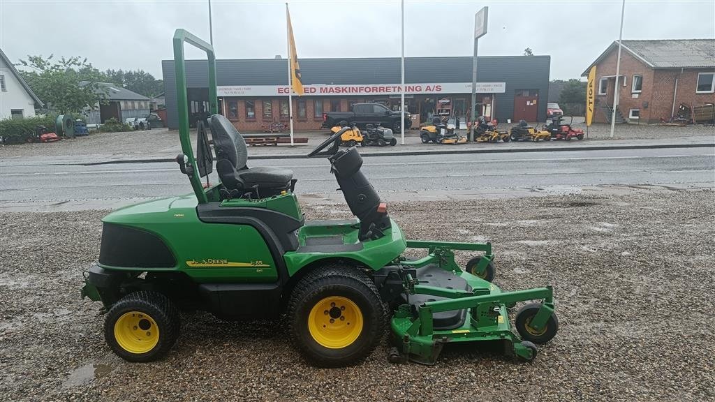 Rasentraktor des Typs John Deere 1565, Gebrauchtmaschine in Egtved (Bild 3)