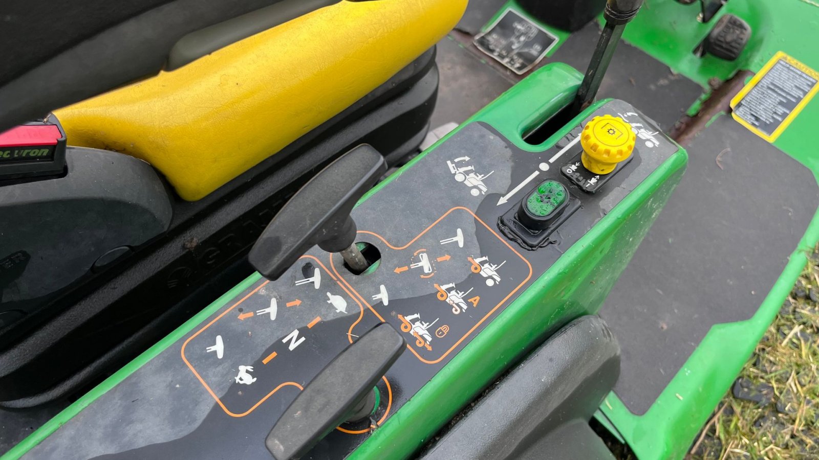 Rasentraktor typu John Deere 1565, Gebrauchtmaschine v Nykøbing Mors (Obrázek 4)