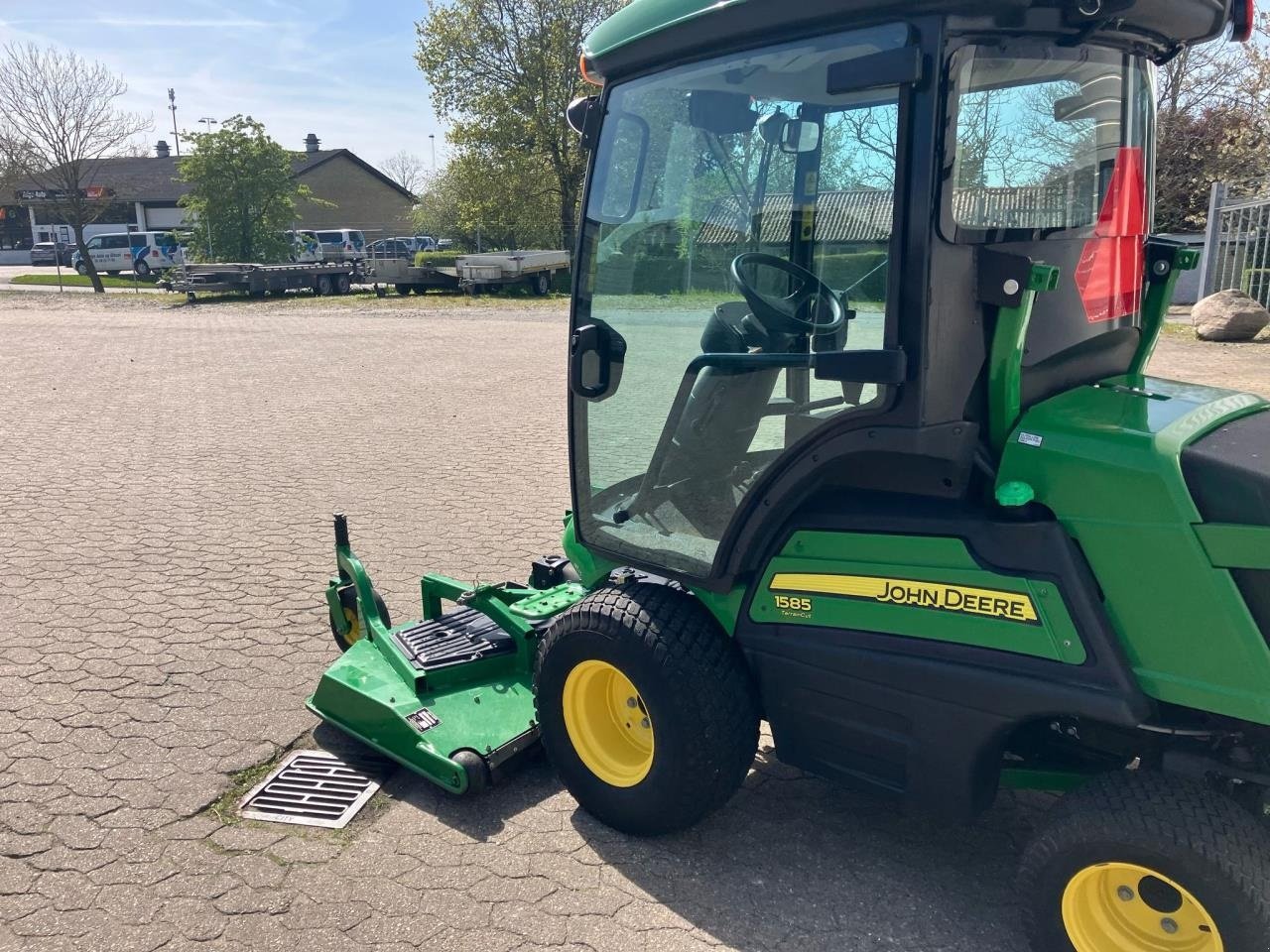 Rasentraktor a típus John Deere 1585 M/72" FASTBACK, Gebrauchtmaschine ekkor: Trige (Kép 3)