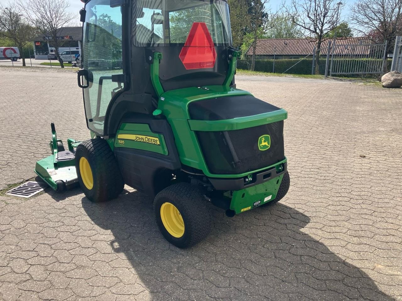 Rasentraktor a típus John Deere 1585 M/72" FASTBACK, Gebrauchtmaschine ekkor: Trige (Kép 13)