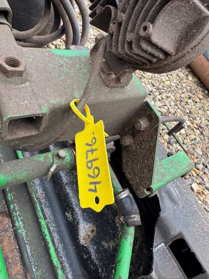 Rasentraktor des Typs John Deere 2500 B, Gebrauchtmaschine in Bramming (Bild 2)