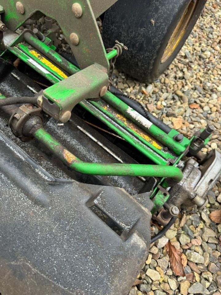 Rasentraktor des Typs John Deere 2500 B, Gebrauchtmaschine in Bramming (Bild 3)