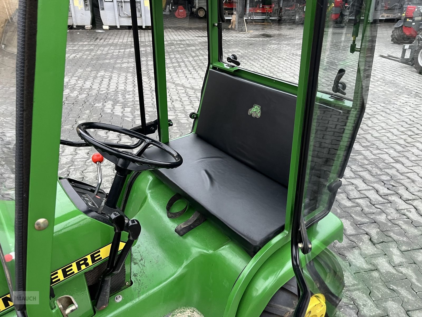 Rasentraktor a típus John Deere 332 mit Schneeschild 3 Zylinder Diesel, Gebrauchtmaschine ekkor: Burgkirchen (Kép 13)