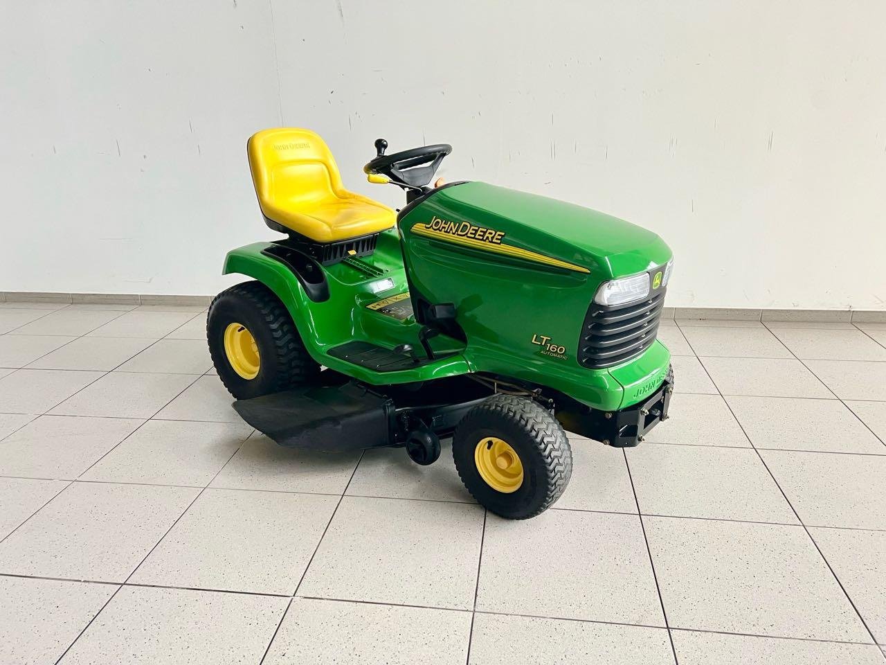 Rasentraktor typu John Deere LT 160, Gebrauchtmaschine v Beckum (Obrázek 2)