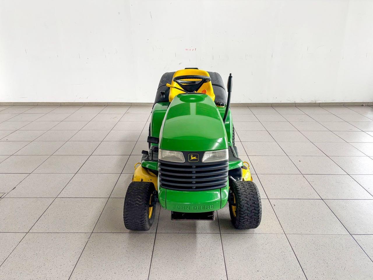 Rasentraktor tip John Deere LTR 166, Gebrauchtmaschine in Beckum (Poză 2)