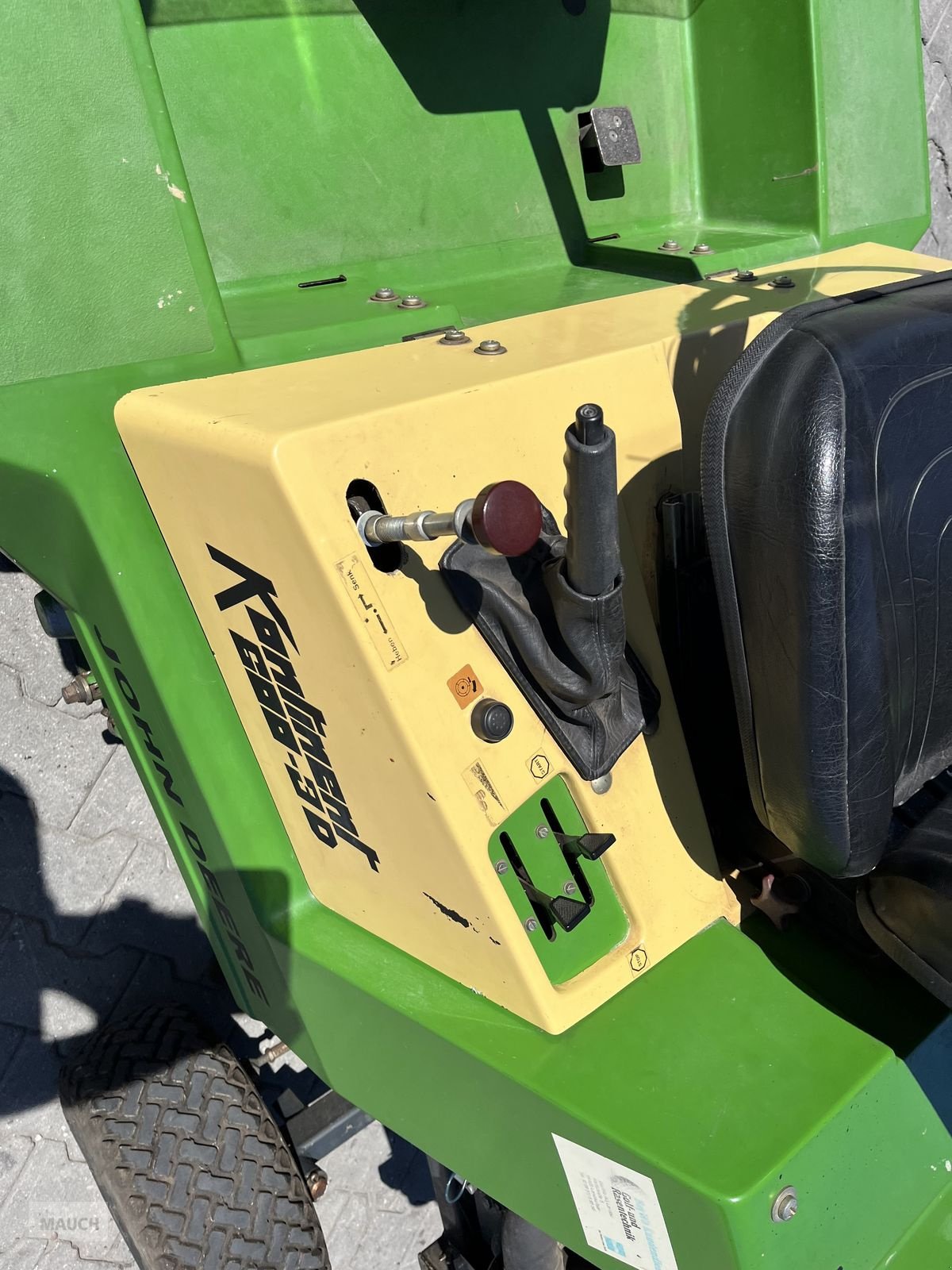 Rasentraktor des Typs John Deere Spindelmäher Kontinent GOD 3D, Gebrauchtmaschine in Burgkirchen (Bild 20)