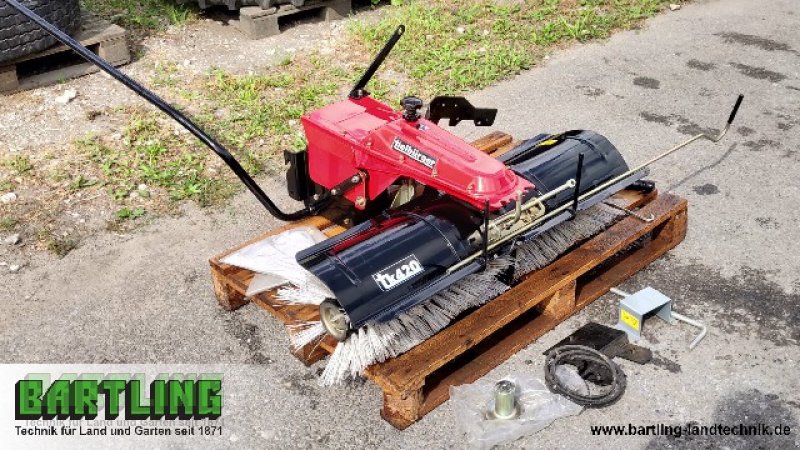 Rasentraktor des Typs John Deere TK420, Neumaschine in Versmold (Bild 1)