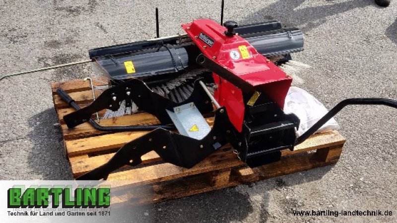 Rasentraktor des Typs John Deere TK420, Neumaschine in Versmold (Bild 3)