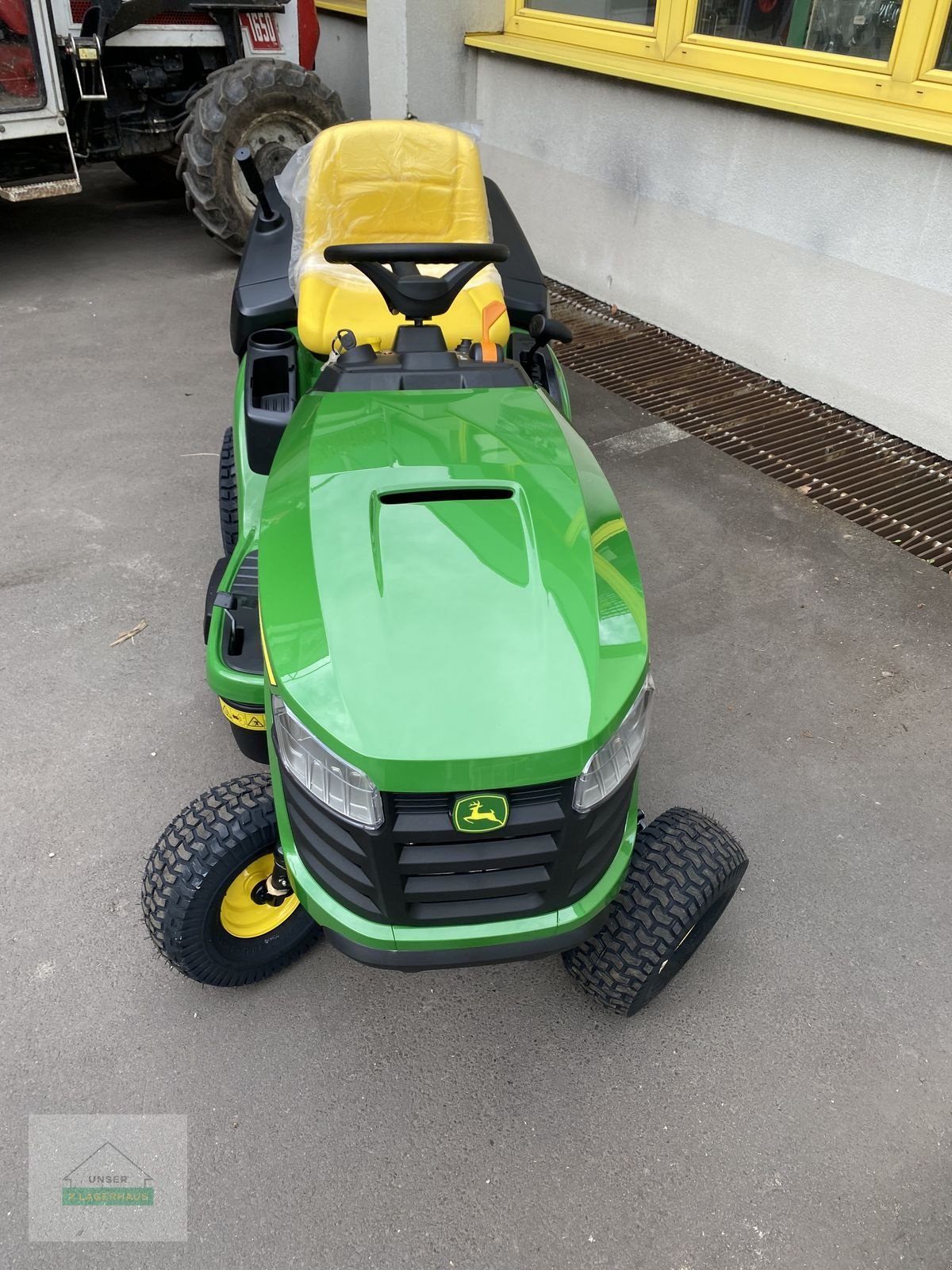 Rasentraktor tip John Deere X 147 R, Gebrauchtmaschine in Wartberg (Poză 8)