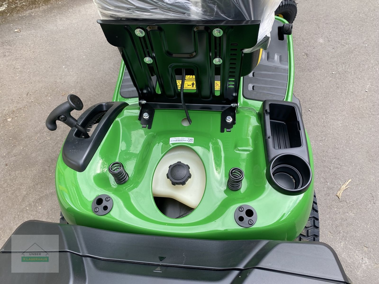 Rasentraktor tip John Deere X 147 R, Gebrauchtmaschine in Wartberg (Poză 6)