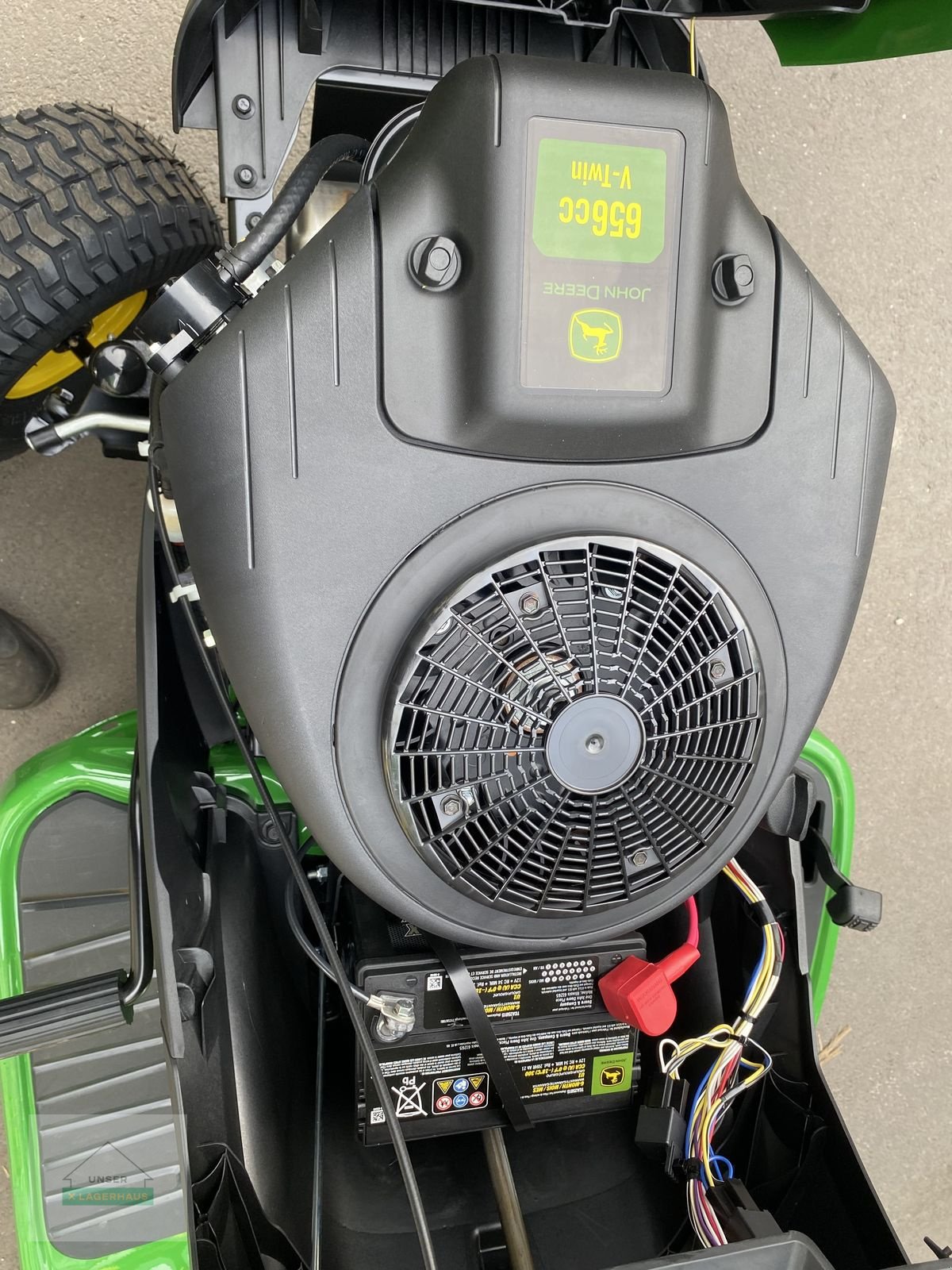 Rasentraktor tip John Deere X 147 R, Gebrauchtmaschine in Wartberg (Poză 3)