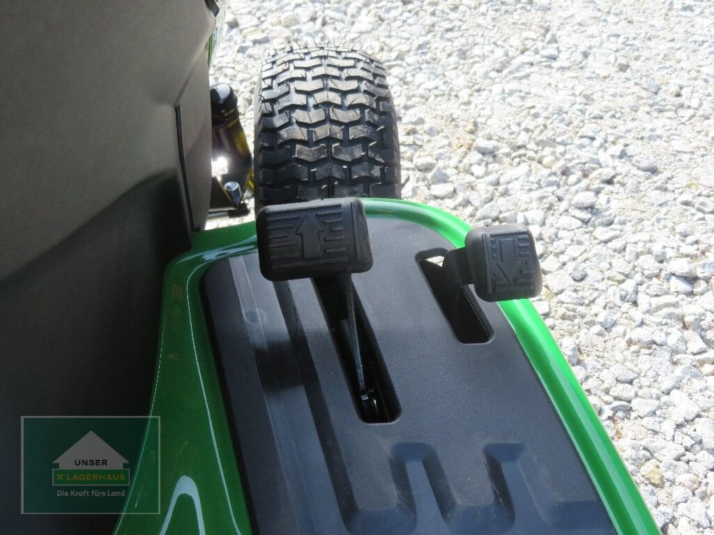 Rasentraktor a típus John Deere X 147 R, Neumaschine ekkor: Hofkirchen (Kép 14)