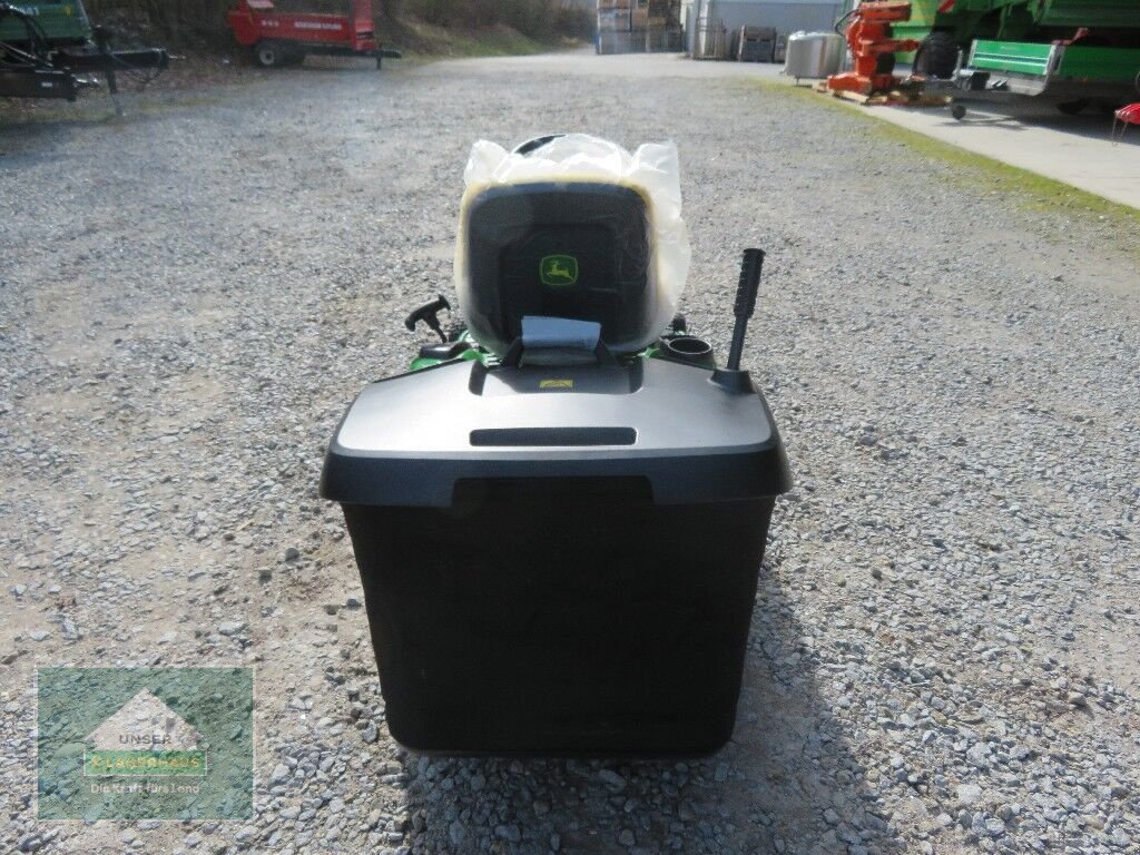 Rasentraktor a típus John Deere X 147 R, Neumaschine ekkor: Hofkirchen (Kép 8)