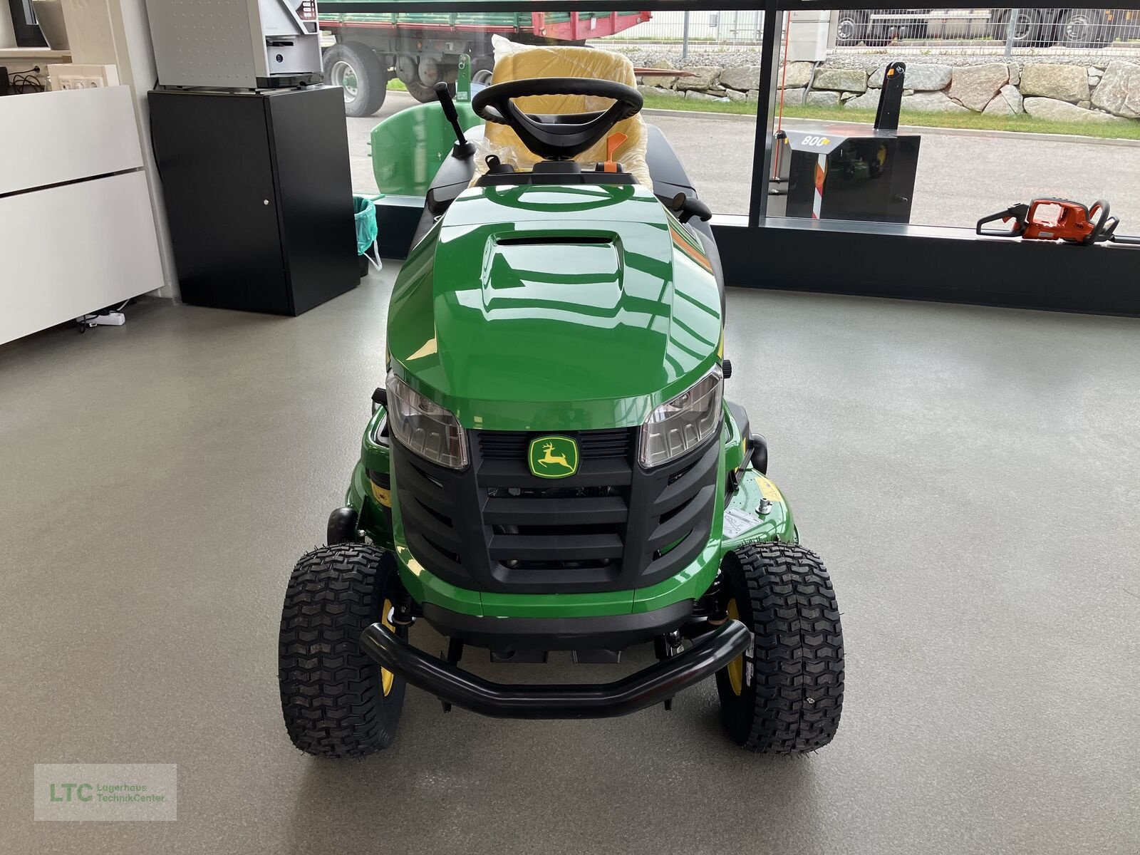 Rasentraktor typu John Deere X 167R, Neumaschine v Redlham (Obrázek 5)