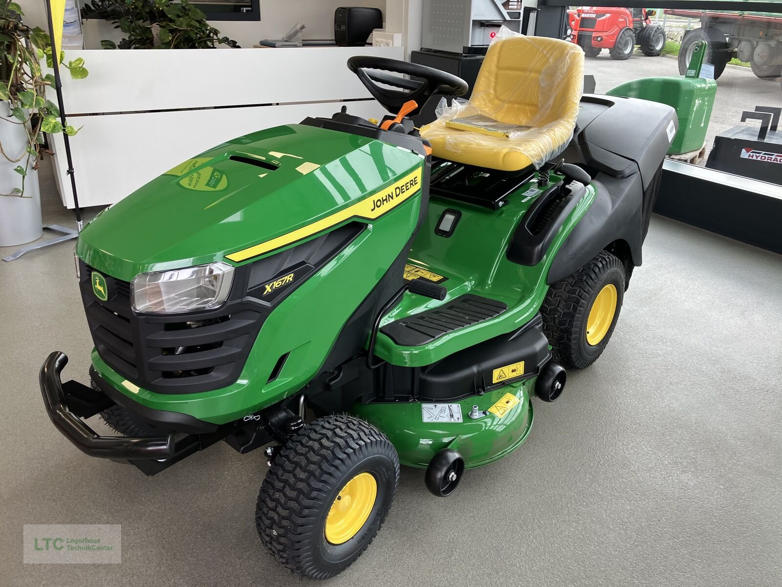 Rasentraktor typu John Deere X 167R, Neumaschine v Redlham (Obrázek 1)