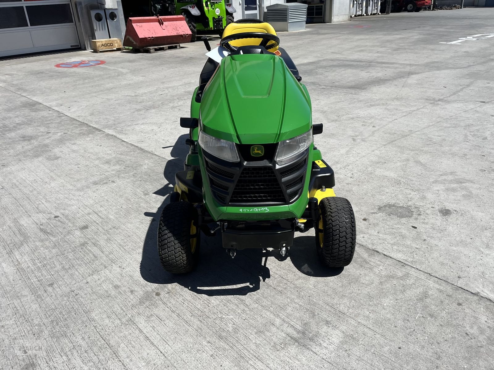 Rasentraktor typu John Deere X 350R nur 55h, Gebrauchtmaschine v Burgkirchen (Obrázek 4)
