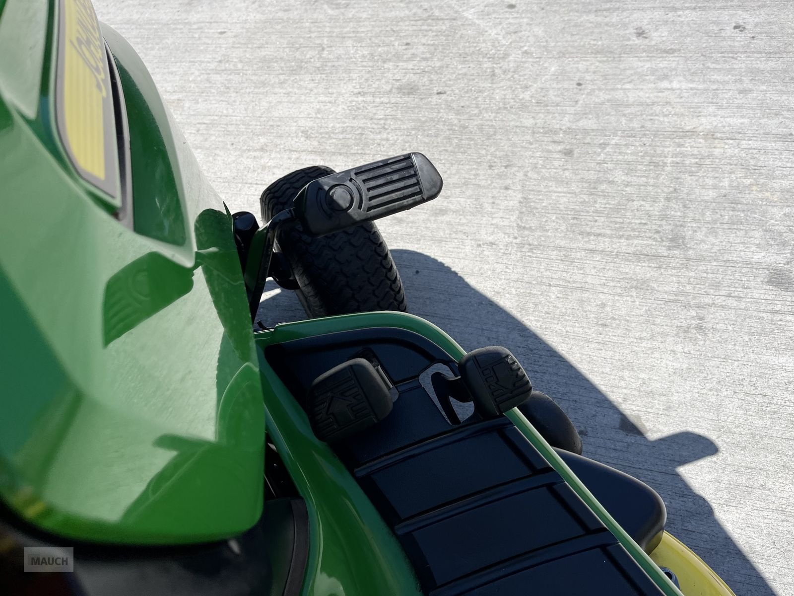 Rasentraktor typu John Deere X 350R nur 55h, Gebrauchtmaschine v Burgkirchen (Obrázek 16)