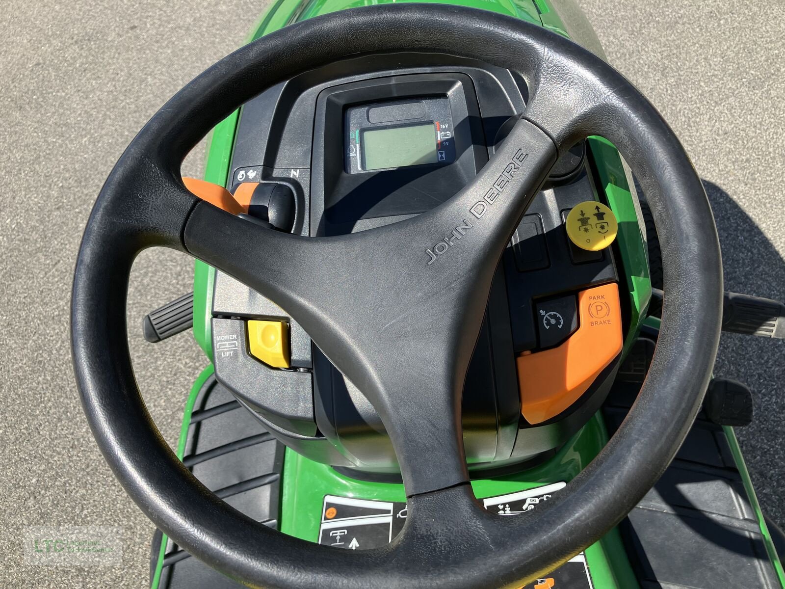 Rasentraktor typu John Deere X 350R, Gebrauchtmaschine v Redlham (Obrázek 14)